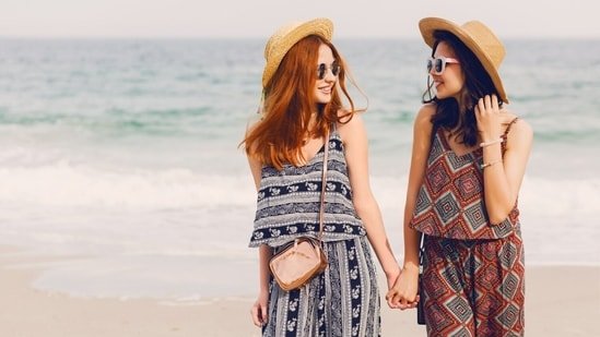 Summer-monsoon fashion tips: Know how to dress to combat heat and humidity with style Summer-monsoon fashion tips: Know how to dress to combat heat and humidity with style