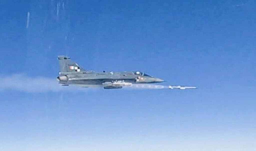 Tejas Mk1A प्रोजेक्ट को बड़ा झटका, HAL ने 'फ़र्ज़ी' रिपोर्ट देने वाली कंपनी पर FIR की