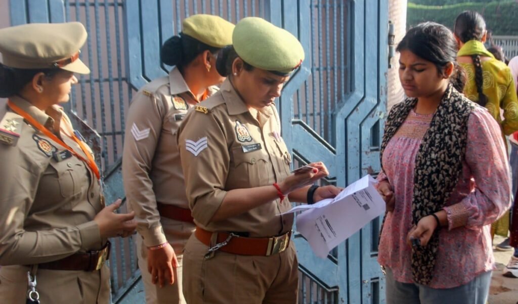UP Police Constable Exam: परीक्षा देने से पहले जरूर जान लें ये Rules, बोर्ड ने दी अहम जानकारी