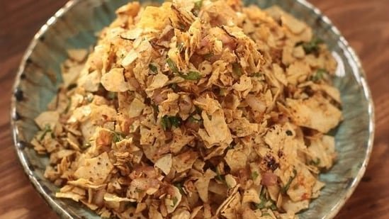 Want a fuss-free side dish? Try out chef Sanjeev Kapoor’s crispy and smoky papad chutney recipe for busy days Want a fuss-free side dish? Try out chef Sanjeev Kapoor’s crispy and smoky papad chutney recipe for busy days