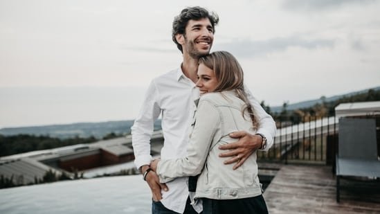 Why are more Indians becoming DINK couples? Relationship expert reveals the reasons behind the growing trend Why are more Indians becoming DINK couples? Relationship expert reveals the reasons behind the growing trend