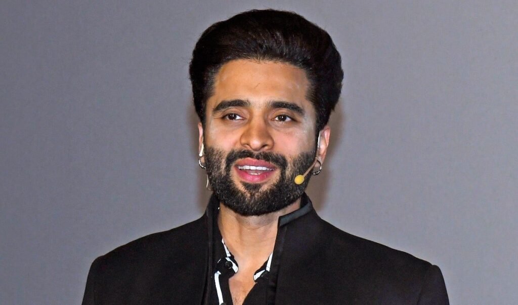 viral screenshot is jackky bhagnani on a dating app