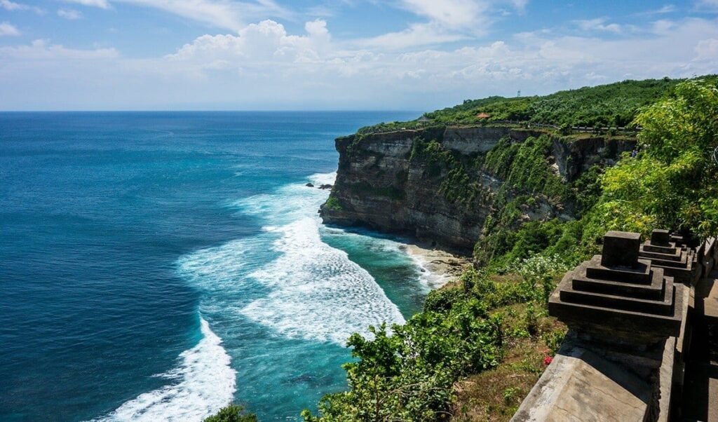 your dream of traveling abroad come true these 5 countries very pocket friendly
