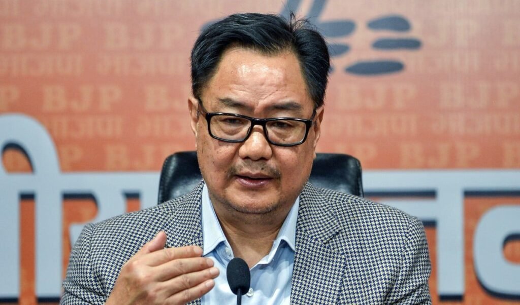 केंद्रीय मंत्री Kiren Rijiju का राष्ट्रविरोधी ताकतों पर तीखा हमला, बोले- लोकतंत्र का दुरुपयोग बंद हो केंद्रीय मंत्री Kiren Rijiju का राष्ट्रविरोधी ताकतों पर तीखा हमला, बोले- लोकतंत्र का दुरुपयोग बंद हो