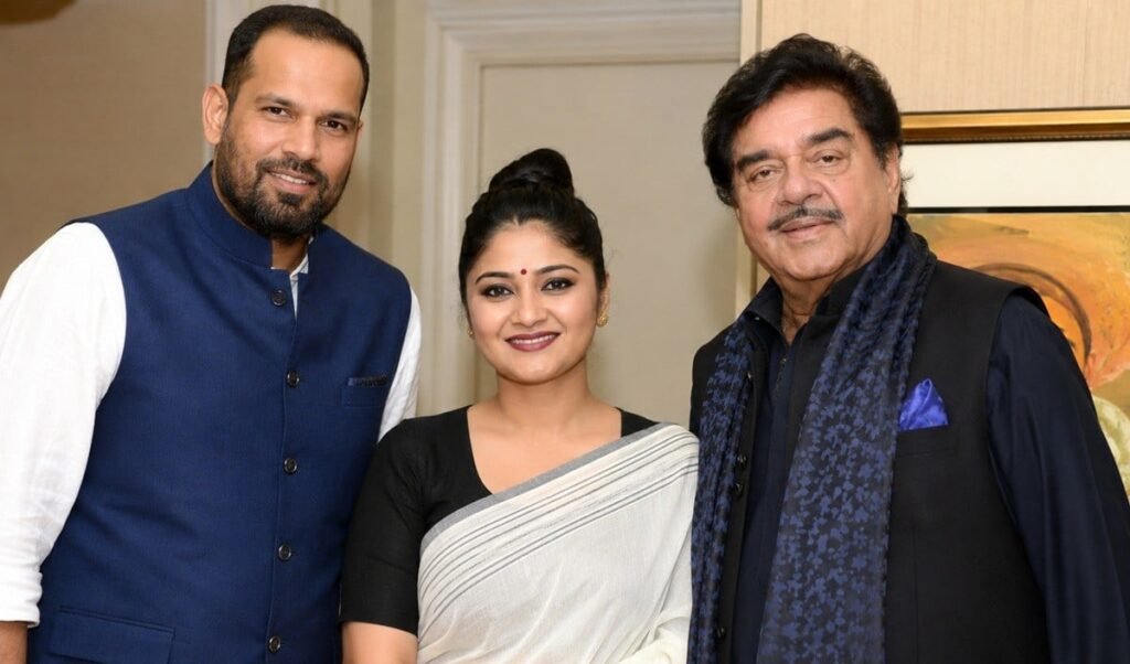 क्या टूट जाएगी Mamata की TMC? Shatrughan Sinha, Yusuf Pathan जैसे बड़े चेहरों ने बगावत का झंडा उठाया क्या टूट जाएगी Mamata की TMC? Shatrughan Sinha, Yusuf Pathan जैसे बड़े चेहरों ने बगावत का झंडा उठाया
