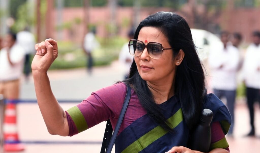 ‘थोड़ी शर्म और हिम्मत दिखाओ…’, यूसुफ पठान के बागी गुट में शामिल होने पर Mahua Moitra का तीखा हमला ‘थोड़ी शर्म और हिम्मत दिखाओ…’, यूसुफ पठान के बागी गुट में शामिल होने पर Mahua Moitra का तीखा हमला
