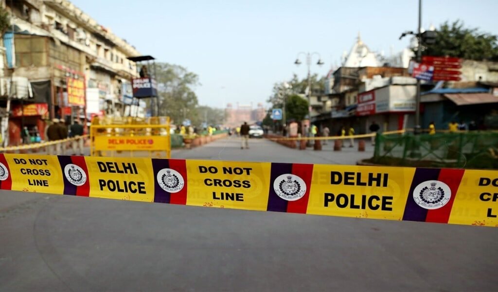 दिल्ली: ईस्ट कैलाश में घरेलू कामगार की हत्या; आरोपी गिरफ्तार दिल्ली: ईस्ट कैलाश में घरेलू कामगार की हत्या; आरोपी गिरफ्तार