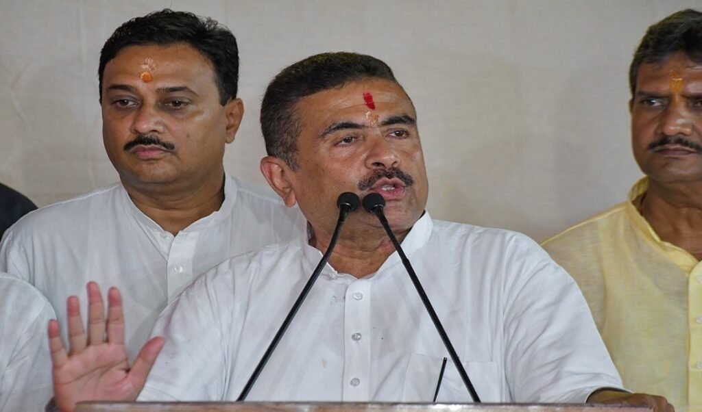 बंगाल में Suvendu Adhikari का मास्टरस्ट्रोक, Gorkha युवाओं के लिए EFR में 1000 भर्तियां बंगाल में Suvendu Adhikari का मास्टरस्ट्रोक, Gorkha युवाओं के लिए EFR में 1000 भर्तियां