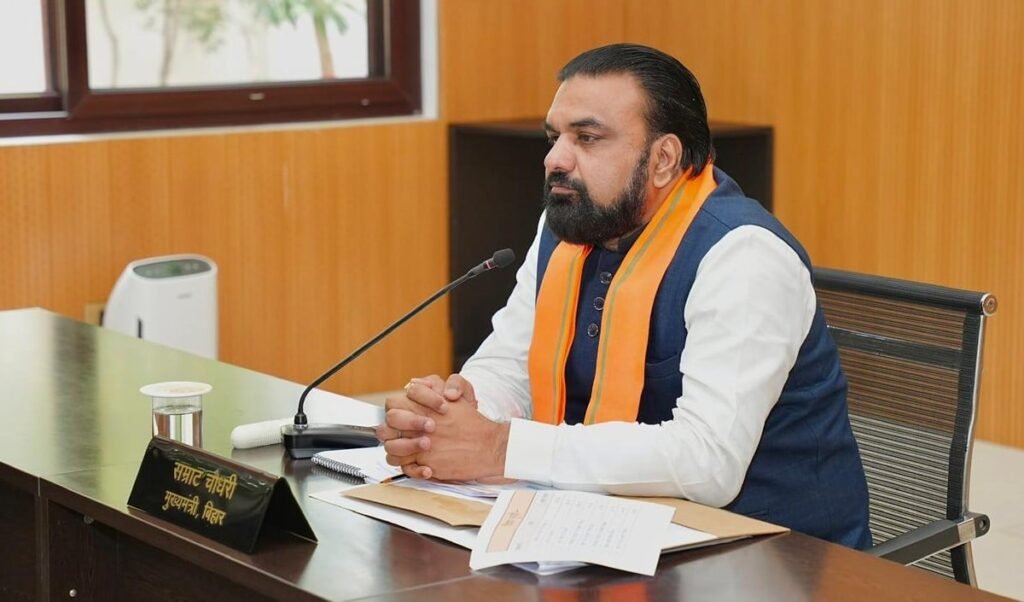 बलिदान दिवस पर CM Samrat Choudhary का ऐलान: अगले वर्ष डॉ. मुखर्जी को समर्पित होगा भव्य Park बलिदान दिवस पर CM Samrat Choudhary का ऐलान: अगले वर्ष डॉ. मुखर्जी को समर्पित होगा भव्य Park
