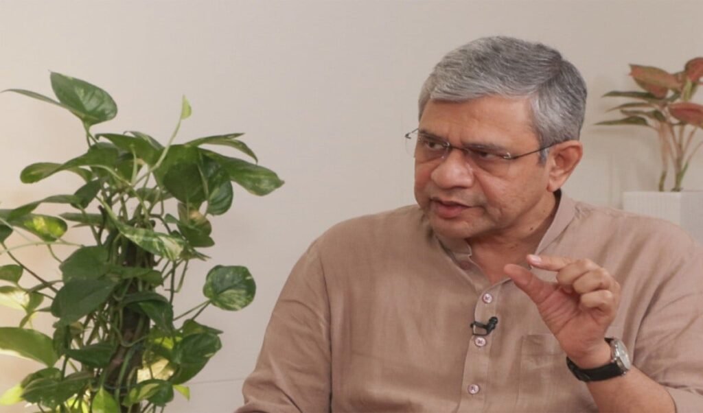 भारत बनेगा नया Manufacturing Hub, लगेंगी 250 नई फैक्ट्रियां, Minister Ashwini Vaishnaw का ऐलान भारत बनेगा नया Manufacturing Hub, लगेंगी 250 नई फैक्ट्रियां, Minister Ashwini Vaishnaw का ऐलान