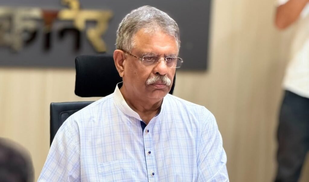 राजस्थान के Health Minister की फिसली जुबान: ‘प्रसूता नाचते हुए आई थीं क्या?’ भड़का सियासी बवाल राजस्थान के Health Minister की फिसली जुबान: ‘प्रसूता नाचते हुए आई थीं क्या?’ भड़का सियासी बवाल