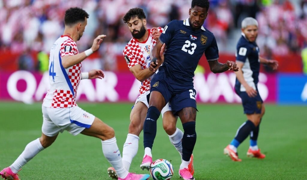 सुपर-सब Ante Budimir का कमाल, Croatia को दिलाई अहम जीत, Panama का World Cup सपना टूटा सुपर-सब Ante Budimir का कमाल, Croatia को दिलाई अहम जीत, Panama का World Cup सपना टूटा