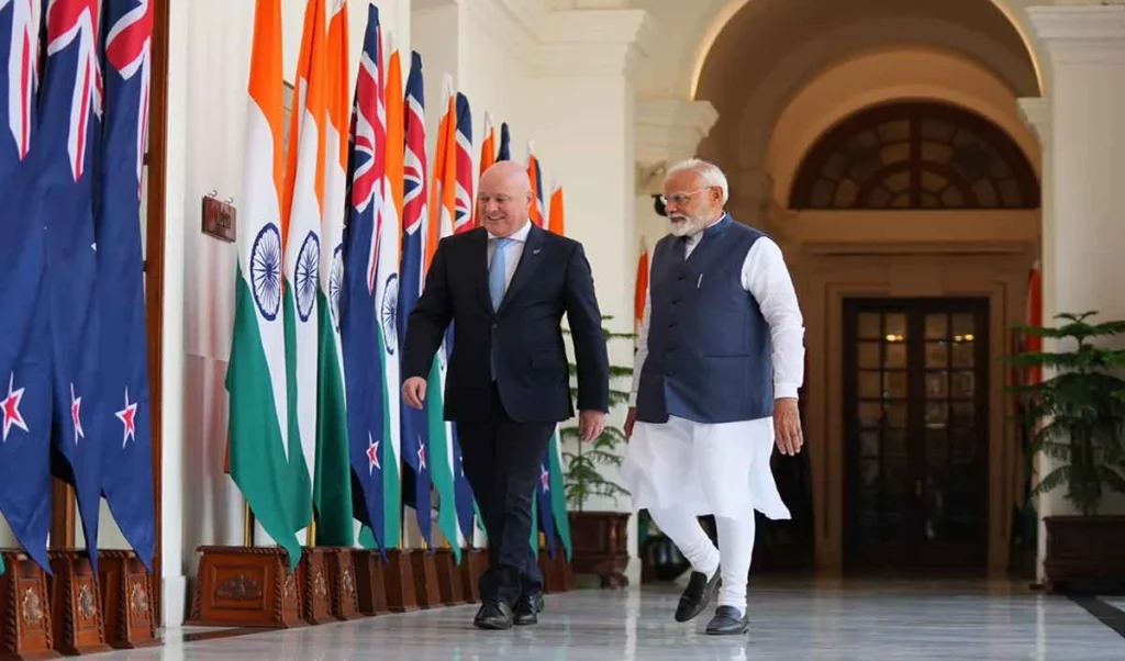 0% टैरिफ…मोदी के कदम रखने से पहले न्यूजीलैंड PM का मास्टरस्ट्रोक 0% टैरिफ…मोदी के कदम रखने से पहले न्यूजीलैंड PM का मास्टरस्ट्रोक