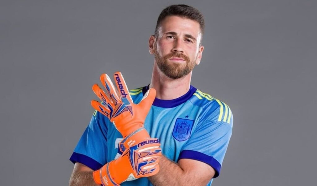 519 मिनट तक कोई गोल नहीं! Spain के Unai Simon ने FIFA World Cup में बनाया नया वर्ल्ड रिकॉर्ड 519 मिनट तक कोई गोल नहीं! Spain के Unai Simon ने FIFA World Cup में बनाया नया वर्ल्ड रिकॉर्ड