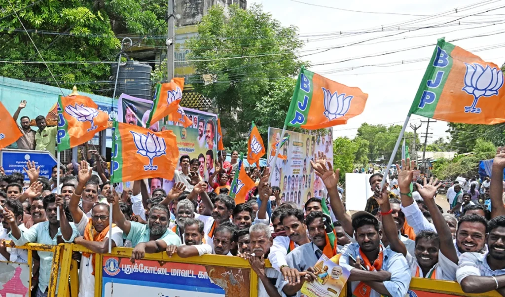 Bankipur By-election: बिहार में BJP ने अभिषेक कुमार को दिया टिकट, RJD और PK से होगा कड़ा मुकाबला Bankipur By-election: बिहार में BJP ने अभिषेक कुमार को दिया टिकट, RJD और PK से होगा कड़ा मुकाबला