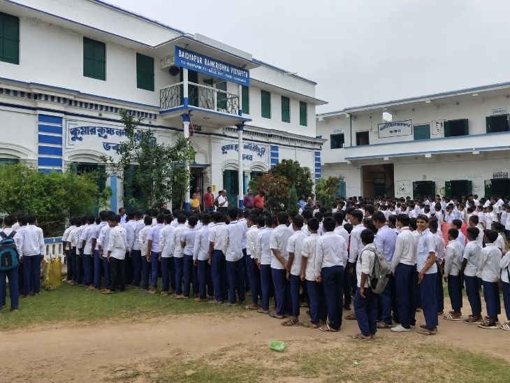 Bardhaman School Girls Admission Cancelled Bardhaman School Girls Admission Cancelled