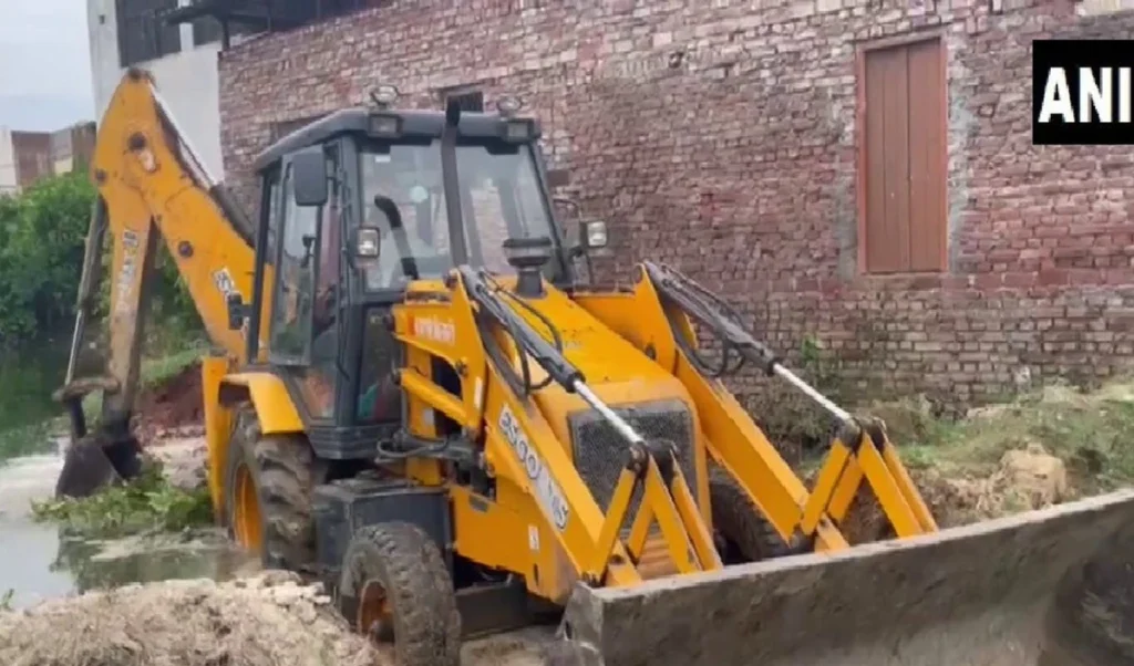 Bulldozer Justice? सुप्रीम कोर्ट का साफ़ संदेश- कानून का गला न घोटें, अब High Court तय करेंगे तोड़फोड़ की सच्चाई