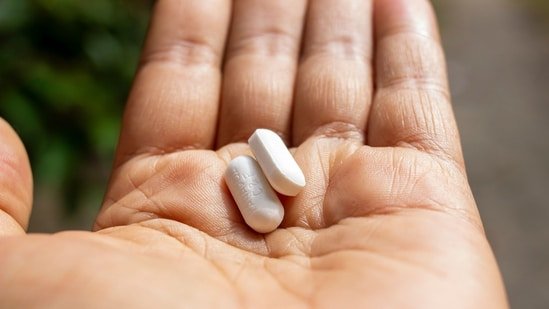 Delhi gastroenterologist Dr Shubham Vatsya warns against antibiotic misuse in the country Delhi gastroenterologist Dr Shubham Vatsya warns against antibiotic misuse in the country