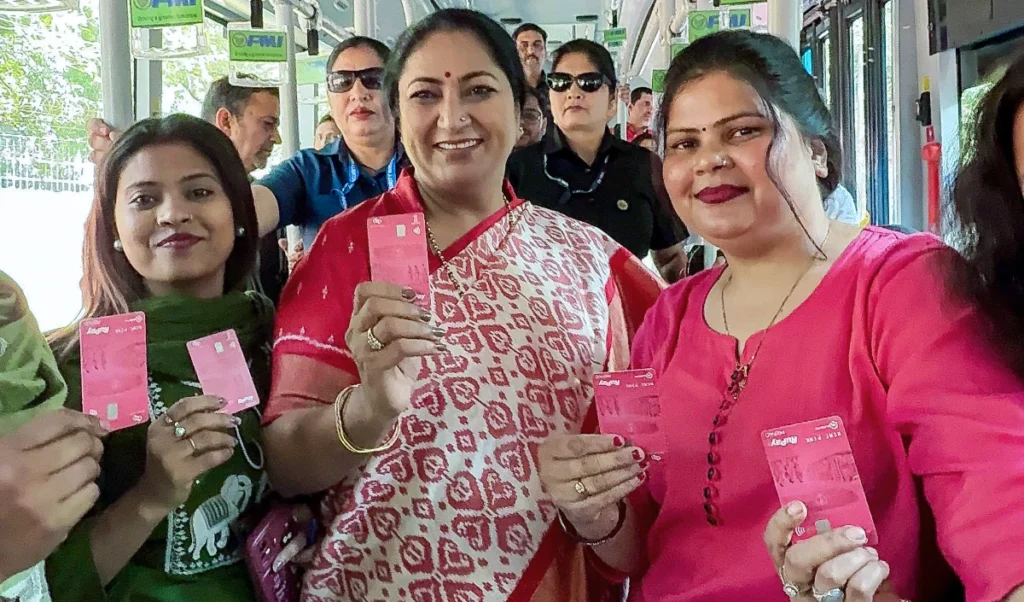 Delhi की महिलाओं के लिए जरूरी खबर: 1 अगस्त से बंद Pink Ticket, Smart Card है अनिवार्य