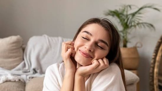 Dietitian recommends eating this fruit daily for naturally glowing skin instead of buying expensive beauty products Dietitian recommends eating this fruit daily for naturally glowing skin instead of buying expensive beauty products