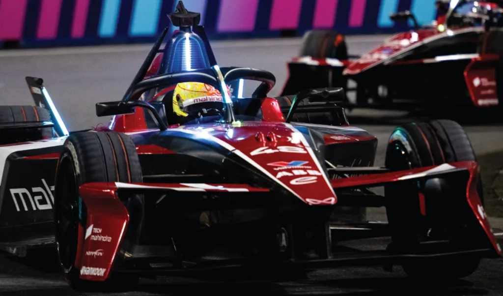 Formula E: Tokyo में Nyck de Vries की ऐतिहासिक जीत, London Final से पहले Mahindra Racing की दमदार वापसी