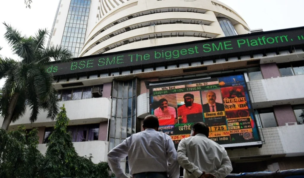 Global Market के दबाव के बीच Stock Market में जोरदार रिकवरी, Nifty 24,330 के पार बंद Global Market के दबाव के बीच Stock Market में जोरदार रिकवरी, Nifty 24,330 के पार बंद
