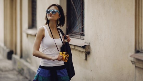 How I style tank tops so they look chic and not like basic vests; Easy styling hacks How I style tank tops so they look chic and not like basic vests; Easy styling hacks