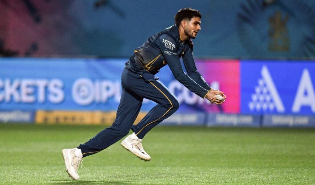 ICC ODI रैंकिंग में शुभमन गिल फिर बने दुनिया के नंबर वन बल्लेबाज, मिचेल को पछाड़ा
