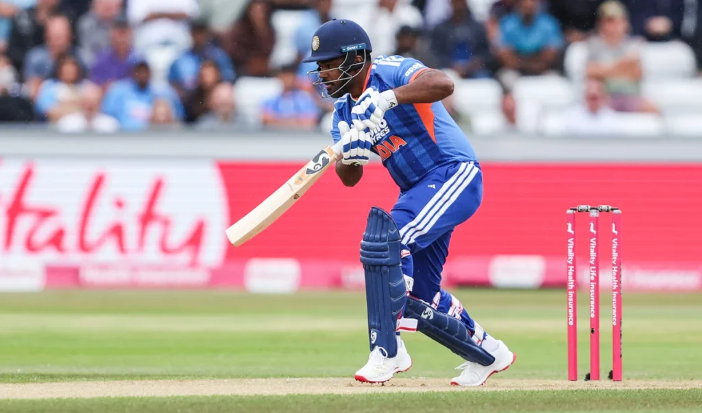 IND vs ENG T20: Sanju Samson पर बढ़ा दबाव, एक और नाकामी तो Team India से हो सकती है छुट्टी? IND vs ENG T20: Sanju Samson पर बढ़ा दबाव, एक और नाकामी तो Team India से हो सकती है छुट्टी?