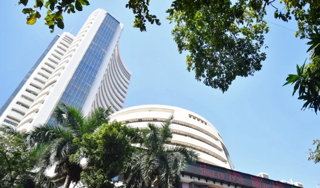 Indian Stock Market Opening | कच्चे तेल की कीमतों में नरमी और FIIs की लिवाली से चमके सेंसेक्स-निफ्टी, शुरुआती कारोबार में बढ़त Indian Stock Market Opening | कच्चे तेल की कीमतों में नरमी और FIIs की लिवाली से चमके सेंसेक्स-निफ्टी, शुरुआती कारोबार में बढ़त