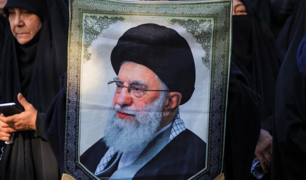 Iran का बड़ा दावा: Ayatollah Khamenei बनेंगे 'दूसरे Imam Hussain', याद रखी जाएगी शहादत Iran का बड़ा दावा: Ayatollah Khamenei बनेंगे 'दूसरे Imam Hussain', याद रखी जाएगी शहादत