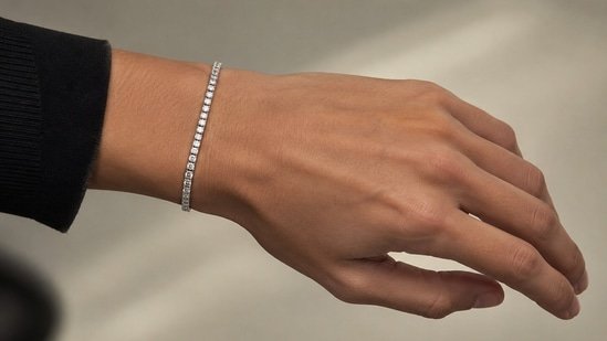 Is monsoon humidity making your jewellery lose its shine? 6 maintenance tips to prevent dullness and discolouration Is monsoon humidity making your jewellery lose its shine? 6 maintenance tips to prevent dullness and discolouration