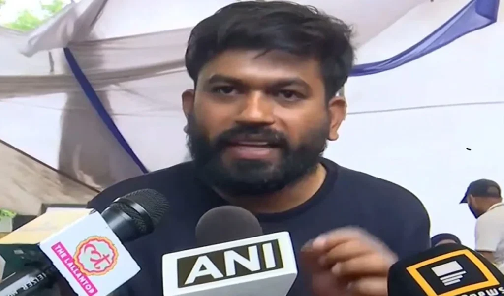 Jantar Mantar Protest Updates: NEET Paper Leak पर CJP का कड़ा रुख, Abhijeet Dipke बोले – Dharmendra Pradhan के इस्तीफे से कम कुछ मंजूर नहीं Jantar Mantar Protest Updates: NEET Paper Leak पर CJP का कड़ा रुख, Abhijeet Dipke बोले – Dharmendra Pradhan के इस्तीफे से कम कुछ मंजूर नहीं