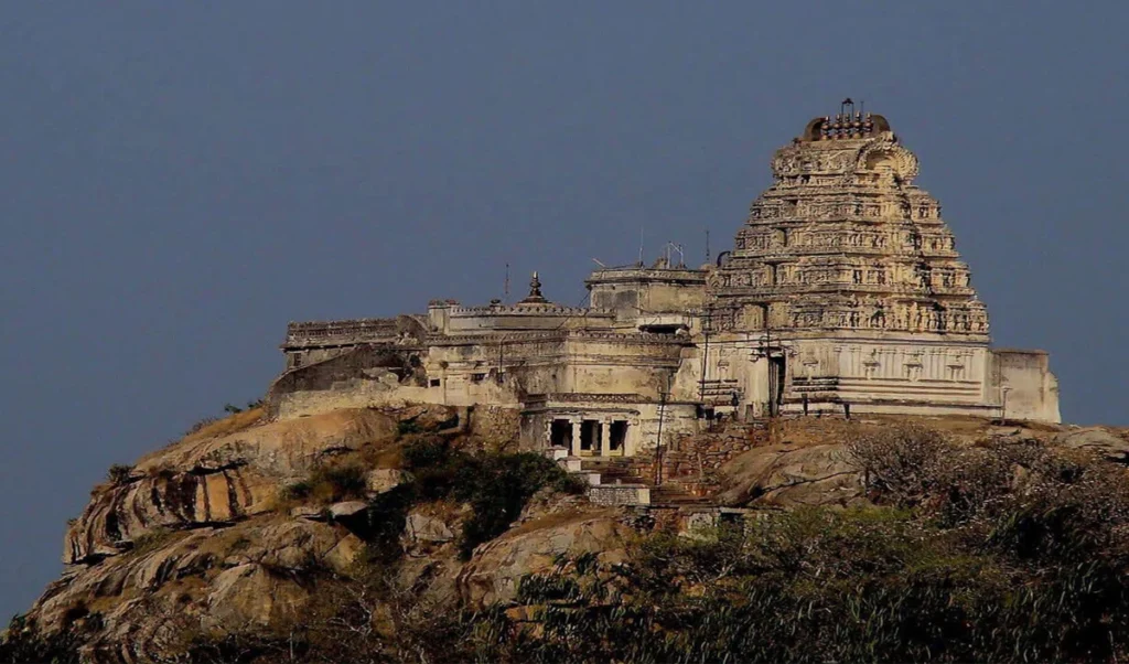 Karnataka Temples में ‘डिजिटल दान’ पर ज़ोर, नई SOP के ज़रिए Hundi व्यवस्था में पारदर्शिता की बड़ी पहल Karnataka Temples में ‘डिजिटल दान’ पर ज़ोर, नई SOP के ज़रिए Hundi व्यवस्था में पारदर्शिता की बड़ी पहल