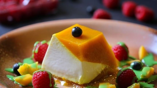 Looking for a healthy sweet treat? Try these 3 guilt-free summer desserts made with fresh fruits Looking for a healthy sweet treat? Try these 3 guilt-free summer desserts made with fresh fruits