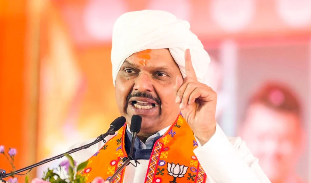 Maharashtra में UCC पर बड़ा कदम, जस्टिस Ranjana Desai की अगुवाई में कमेटी गठित Maharashtra में UCC पर बड़ा कदम, जस्टिस Ranjana Desai की अगुवाई में कमेटी गठित