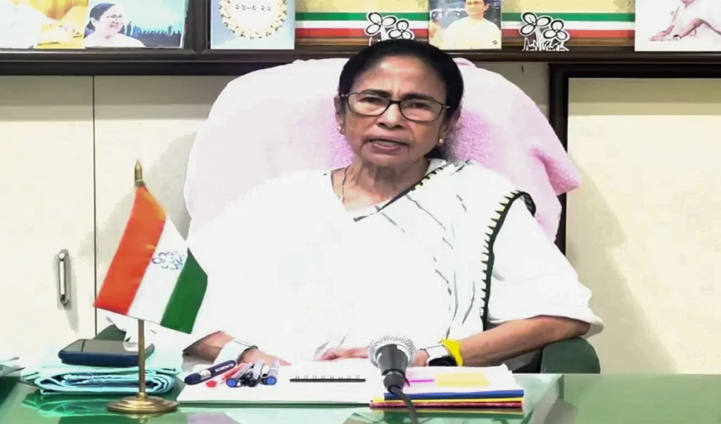 Mamata Banerjee का केंद्र पर प्रहार, Sonam Wangchuk के बहाने कहा – Democracy में बातचीत ही एकमात्र रास्ता