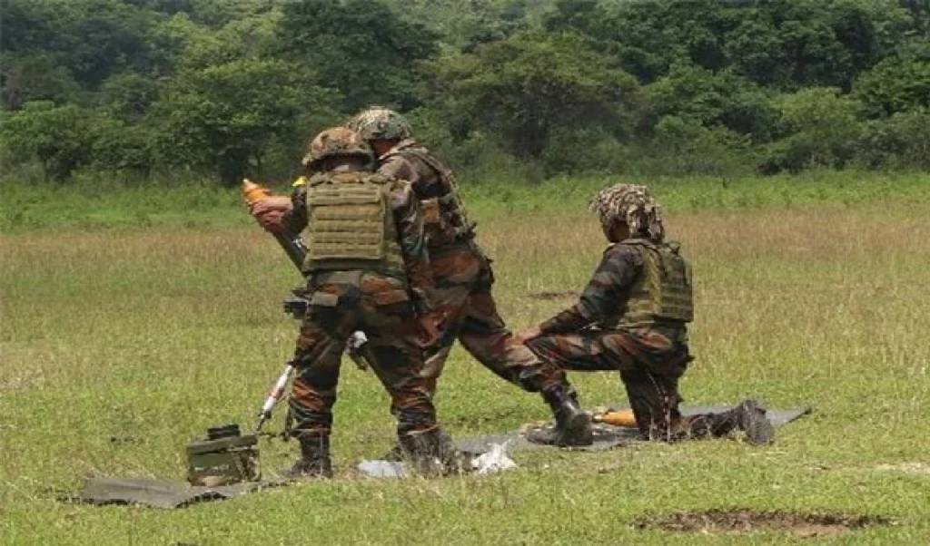 Manipur के Ukhrul में बड़ा आतंकी हमला, Assam Rifles के काफिले पर Ambush में 2 जवान शहीद Manipur के Ukhrul में बड़ा आतंकी हमला, Assam Rifles के काफिले पर Ambush में 2 जवान शहीद