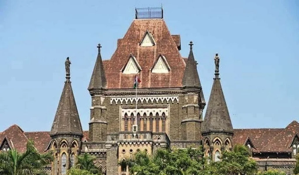 Mantralaya Canteen में नहीं मिलते कीड़े? FDA के दावे पर भड़का Bombay High Court, वकीलों की टीम को भेजा Mantralaya Canteen में नहीं मिलते कीड़े? FDA के दावे पर भड़का Bombay High Court, वकीलों की टीम को भेजा