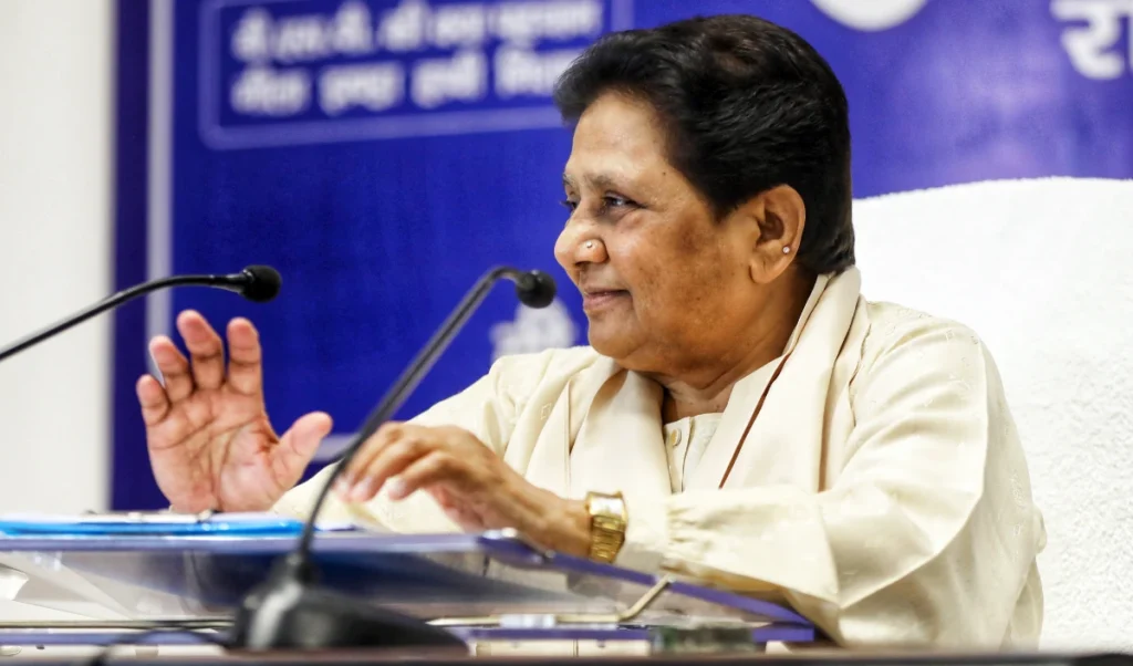 Mayawati की मांग: Monsoon Session में महंगाई, बेरोजगारी और Women’s Safety पर हो बात Mayawati की मांग: Monsoon Session में महंगाई, बेरोजगारी और Women’s Safety पर हो बात