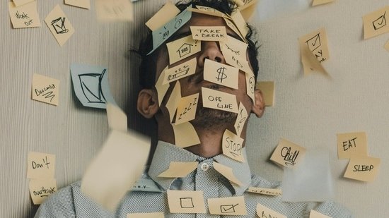 Psychotherapist shares the everyday habits that can help you stop overthinking and feel more at peace Psychotherapist shares the everyday habits that can help you stop overthinking and feel more at peace