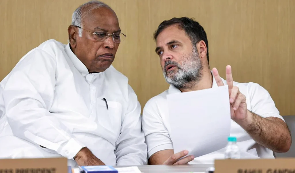 Ram Mandir चंदे की चोरी पर Rahul-Kharge ने PM Modi को लिखा पत्र, कहा- आपकी चुप्पी मंजूर नहीं Ram Mandir चंदे की चोरी पर Rahul-Kharge ने PM Modi को लिखा पत्र, कहा- आपकी चुप्पी मंजूर नहीं