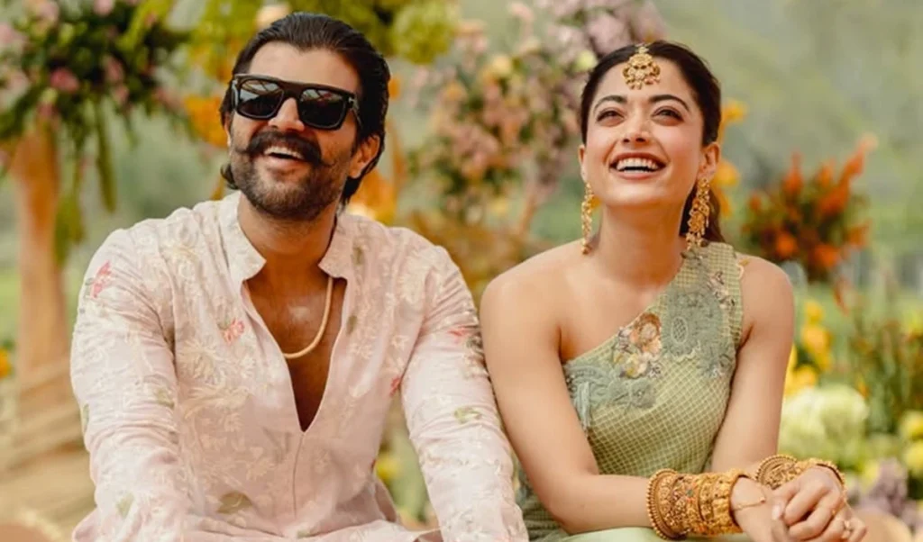 Rashmika Mandanna ने Ranabaali में Vijay Deverakonda के लुक को बताया 'बेहद डरावना', तो पति विजय ने सुधारा- बोले 'डरावना नहीं, दिव्य' Rashmika Mandanna ने Ranabaali में Vijay Deverakonda के लुक को बताया 'बेहद डरावना', तो पति विजय ने सुधारा- बोले 'डरावना नहीं, दिव्य'