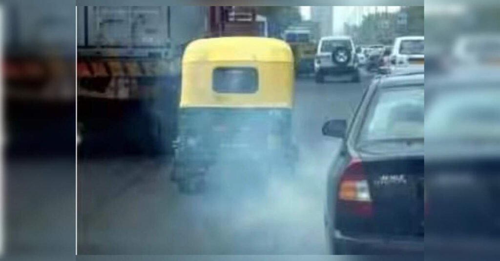 Road Transport Pollution Causes One Death Every Six Minutes in India: Shocking Report Reveals, ETHealthworld Road Transport Pollution Causes One Death Every Six Minutes in India: Shocking Report Reveals, ETHealthworld