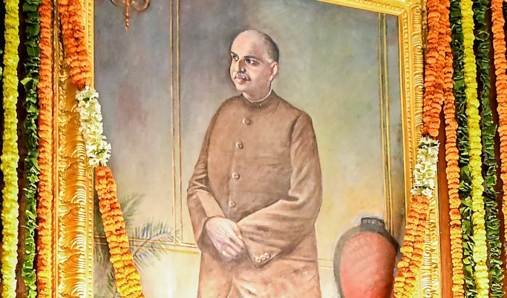 Shyama Prasad Mukherjee Birth Anniversary Special: वह ऐतिहासिक कहानी, जब उन्होंने ‘आधा पंजाब और आधा बंगाल’ भारत के लिए बचा लिया Shyama Prasad Mukherjee Birth Anniversary Special: वह ऐतिहासिक कहानी, जब उन्होंने ‘आधा पंजाब और आधा बंगाल’ भारत के लिए बचा लिया