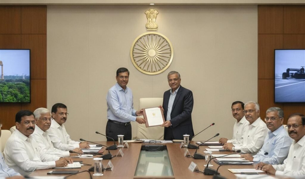 Sports Ministry का बड़ा फैसला, FMSCI को मिला NSF दर्जा, Formula 1 की भारत में वापसी जल्द! Sports Ministry का बड़ा फैसला, FMSCI को मिला NSF दर्जा, Formula 1 की भारत में वापसी जल्द!