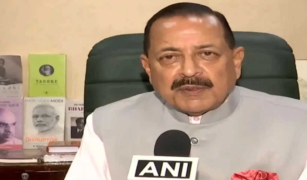 Student Protests के बीच सरकार का बड़ा कदम, Jitendra Singh बोले – कहीं भी बैठकर करें Dialogue, समाधान को तैयार Student Protests के बीच सरकार का बड़ा कदम, Jitendra Singh बोले – कहीं भी बैठकर करें Dialogue, समाधान को तैयार