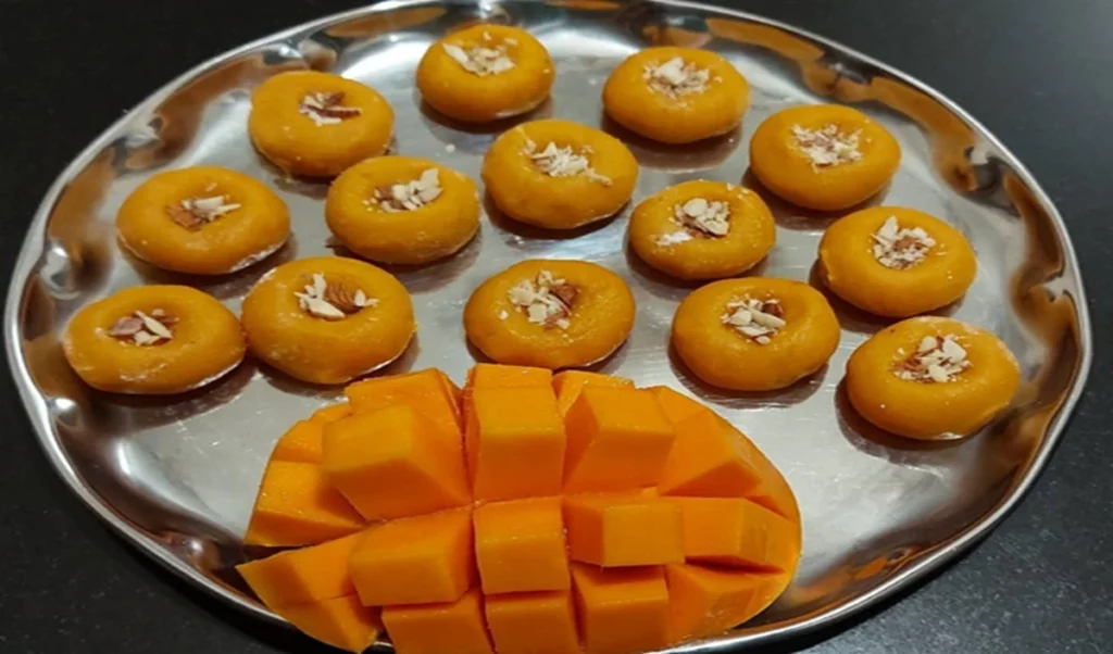 Summer Special: घर पर बनाएं रसीले आम से बने Mango Peda, स्वाद भूल नहीं पाएंगे Summer Special: घर पर बनाएं रसीले आम से बने Mango Peda, स्वाद भूल नहीं पाएंगे