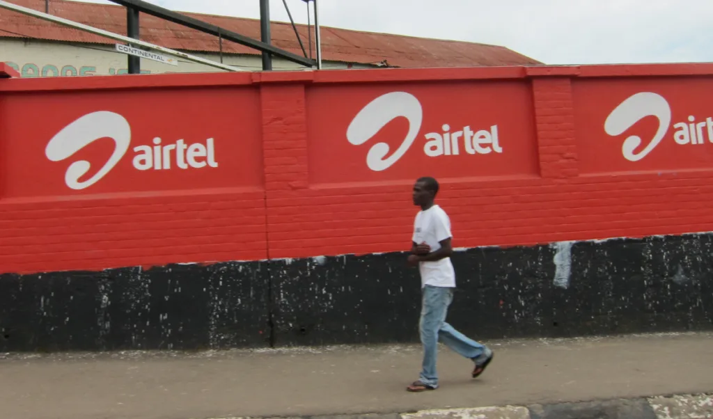 Sunil Mittal का बड़ा ऐलान, Airtel अब FinTech और Data Center में करेगी हज़ारों करोड़ का निवेश Sunil Mittal का बड़ा ऐलान, Airtel अब FinTech और Data Center में करेगी हज़ारों करोड़ का निवेश