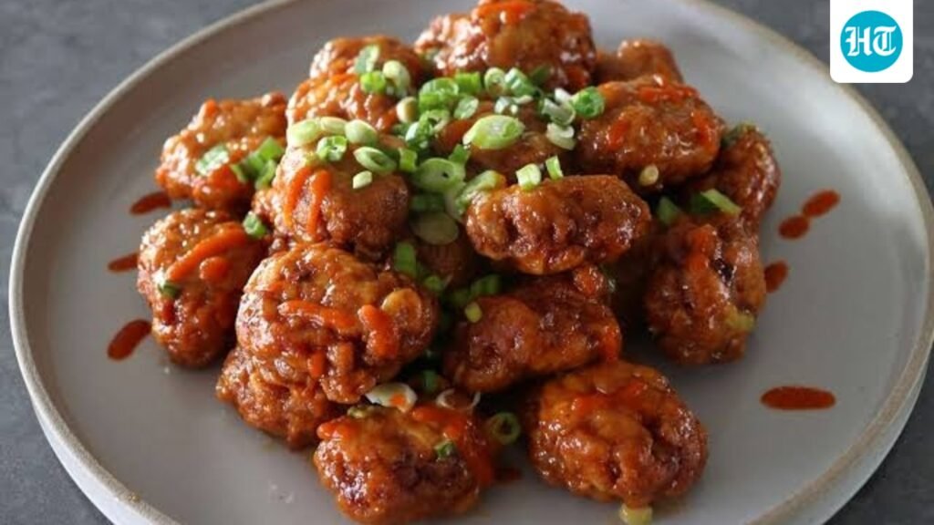 This juicy bang bang chicken recipe by nutritionist packs 310 calories and 29g protein, without any deep frying, mayo This juicy bang bang chicken recipe by nutritionist packs 310 calories and 29g protein, without any deep frying, mayo